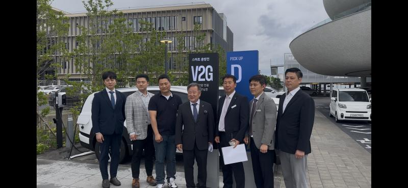 [보도자료] 전력거래소 김성진 이사장, 제주 V2G 현장방문 및 제주 계통운영 현황 점검 목록 이미지